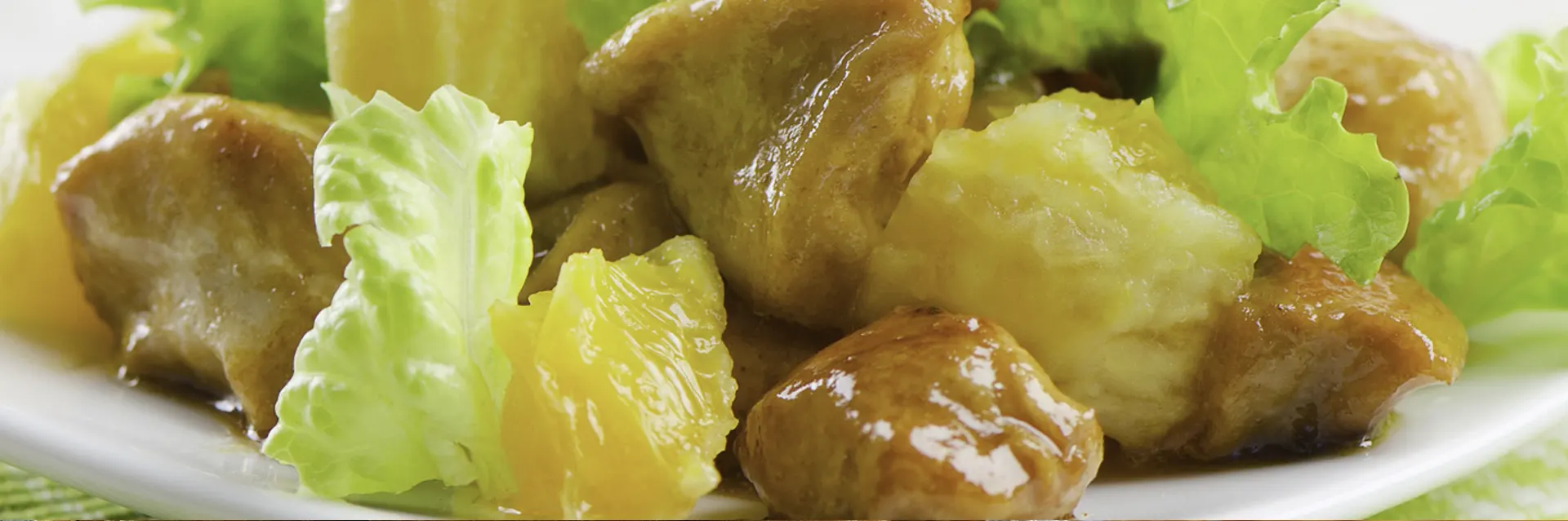 Ensalada de pollo y naranja, el balance perfecto